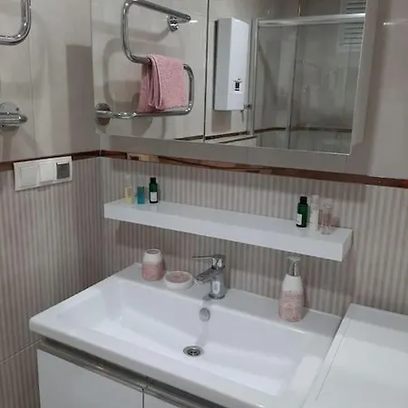 Lory Queen Luxury Near The Sea